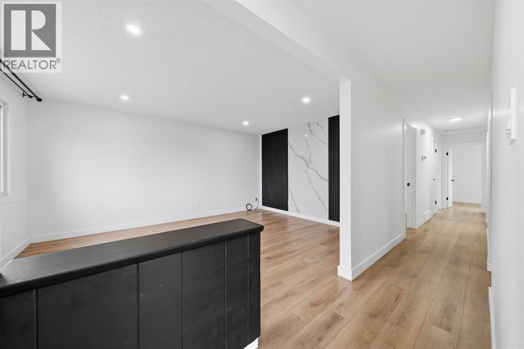 4123 30 Avenue SE, Calgary, Alberta  T2B 0H3 - Photo 7 - A2352140