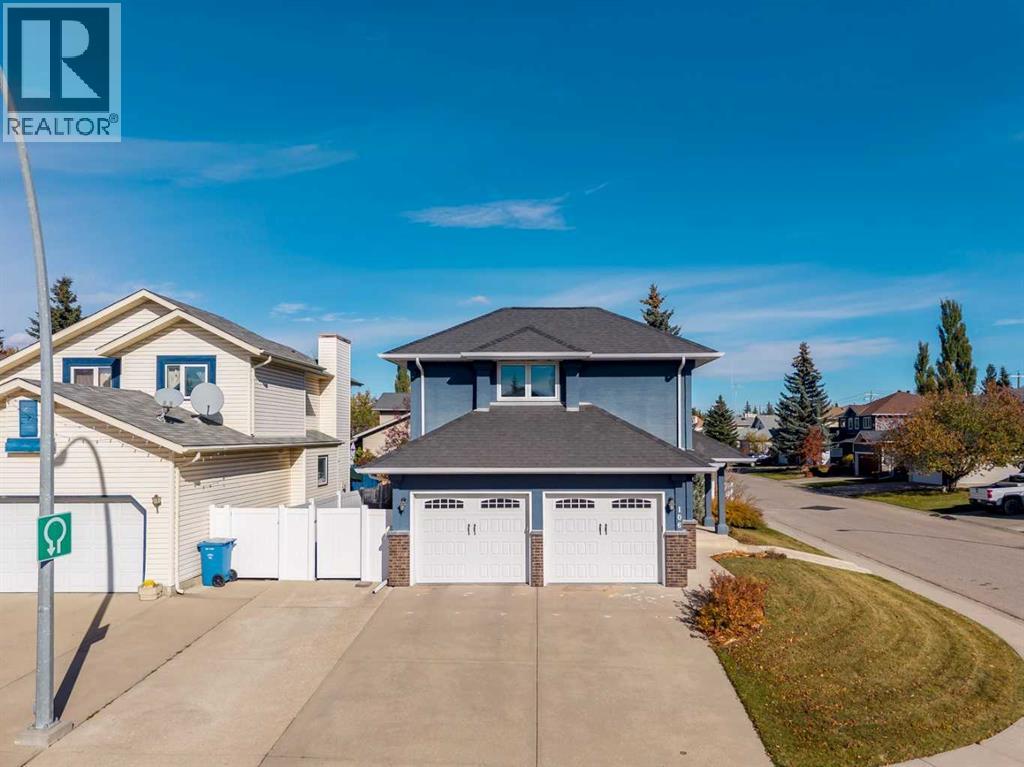 106 Hawkland Place NW, Calgary, Alberta  T3G 3R8 - Photo 3 - A2352248