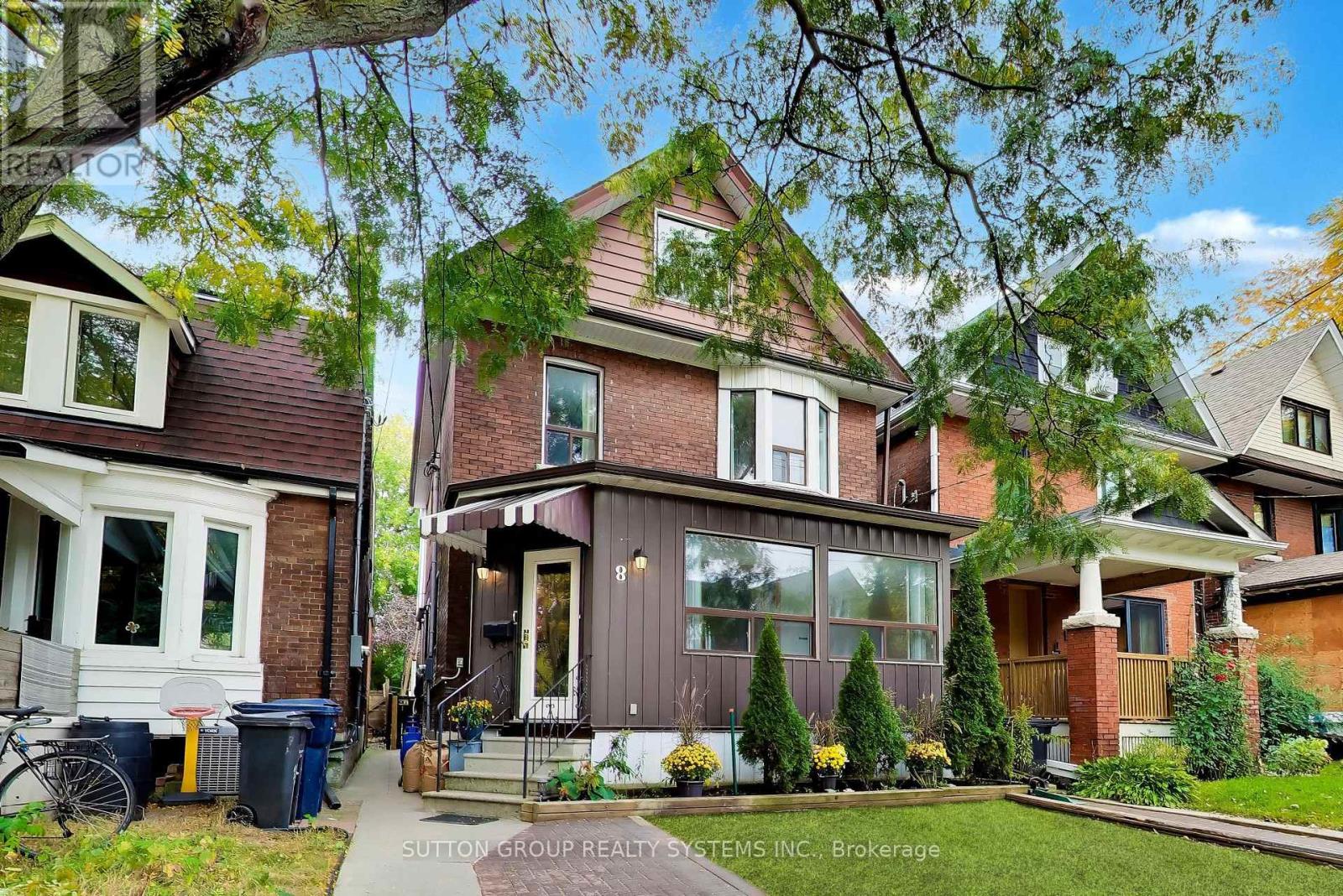 8 ALHAMBRA AVENUE, Toronto, Ontario