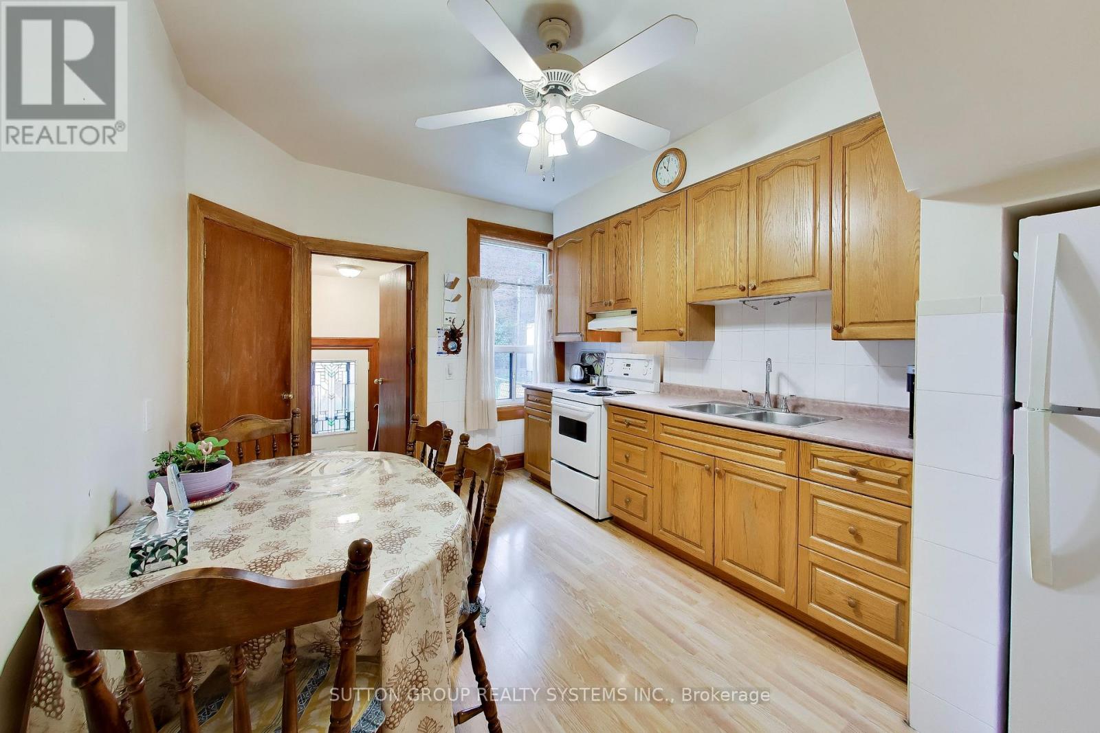 8 Alhambra Avenue, Toronto, Ontario  M6R 2S3 - Photo 13 - W14105300