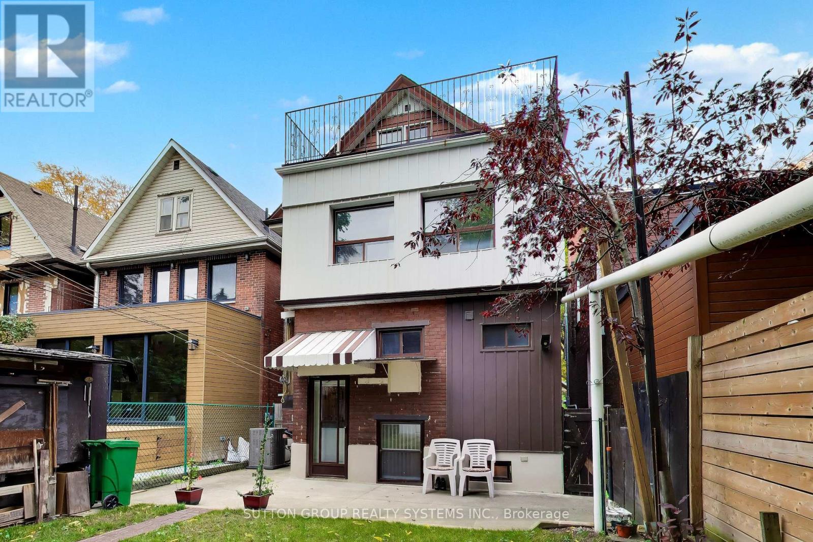 8 Alhambra Avenue, Toronto, Ontario  M6R 2S3 - Photo 40 - W14105300