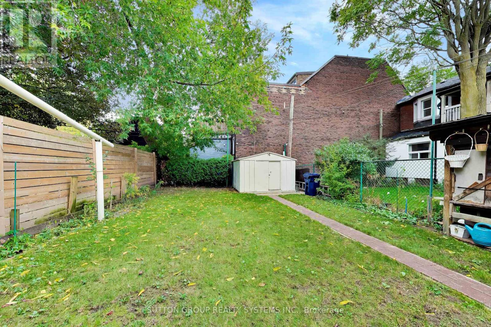8 Alhambra Avenue, Toronto, Ontario  M6R 2S3 - Photo 42 - W14105300