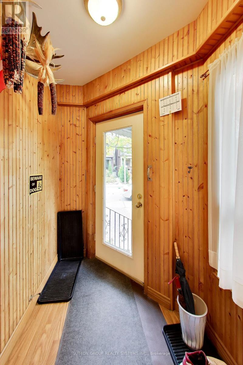 8 Alhambra Avenue, Toronto, Ontario  M6R 2S3 - Photo 6 - W14105300