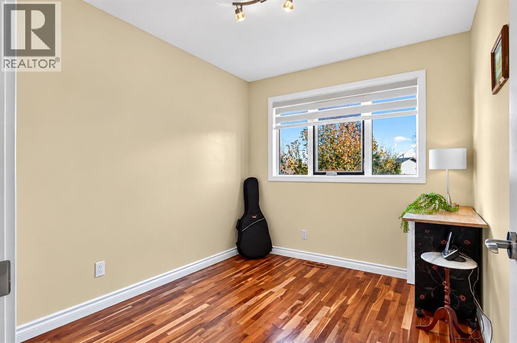 20 Erin Croft Place Se, Calgary, Alberta  T2B 2V3 - Photo 20 - A2353766