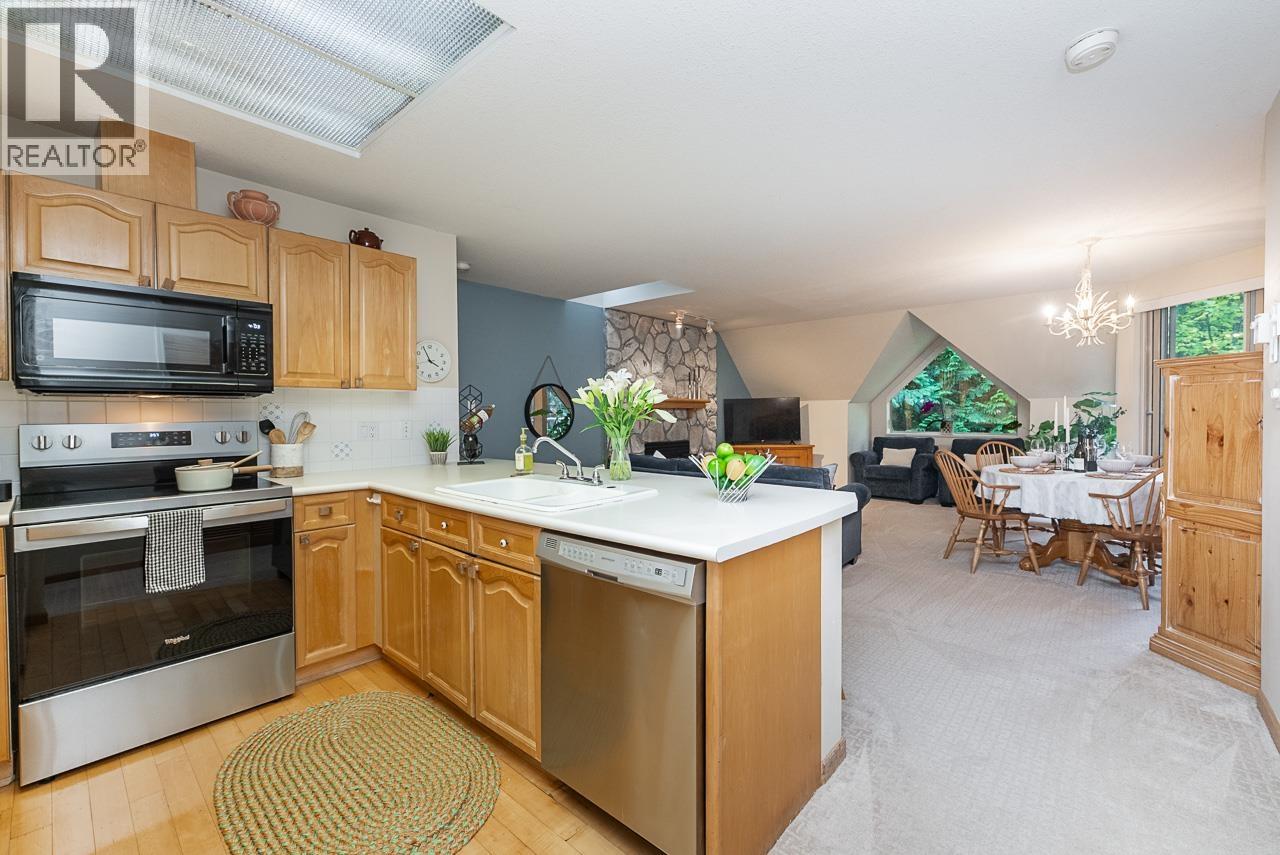 31 4636 Blackcomb Way, Whistler, British Columbia  V8E 0H2 - Photo 5 - R3177301