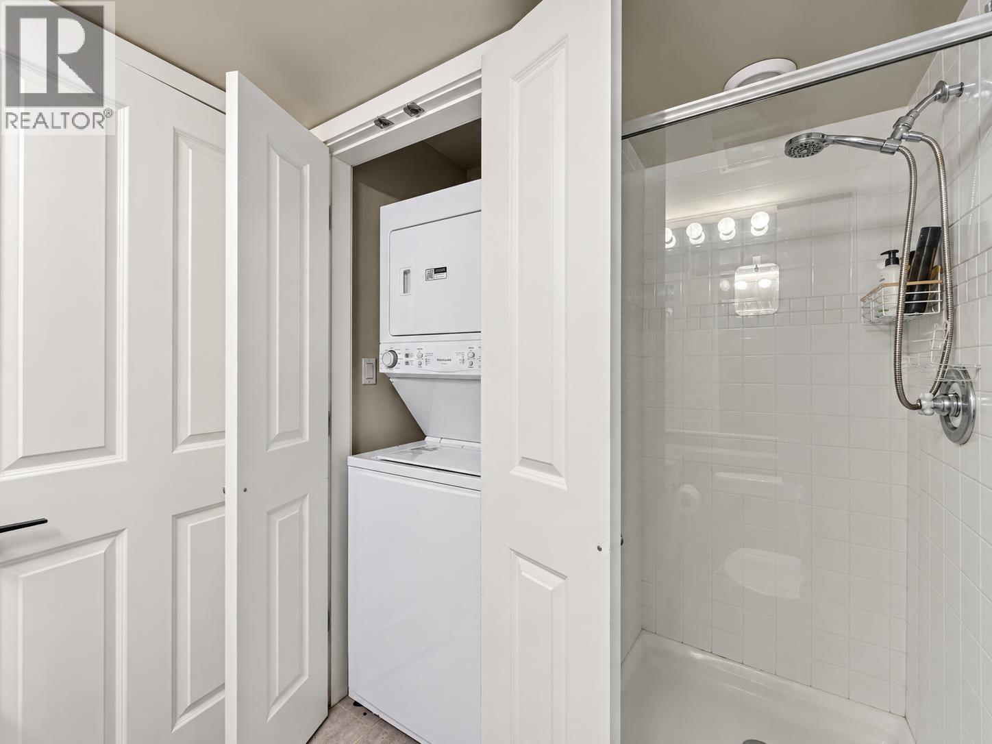 213 3142 St Johns Street, Port Moody, British Columbia  V3H 5E5 - Photo 17 - R3177281
