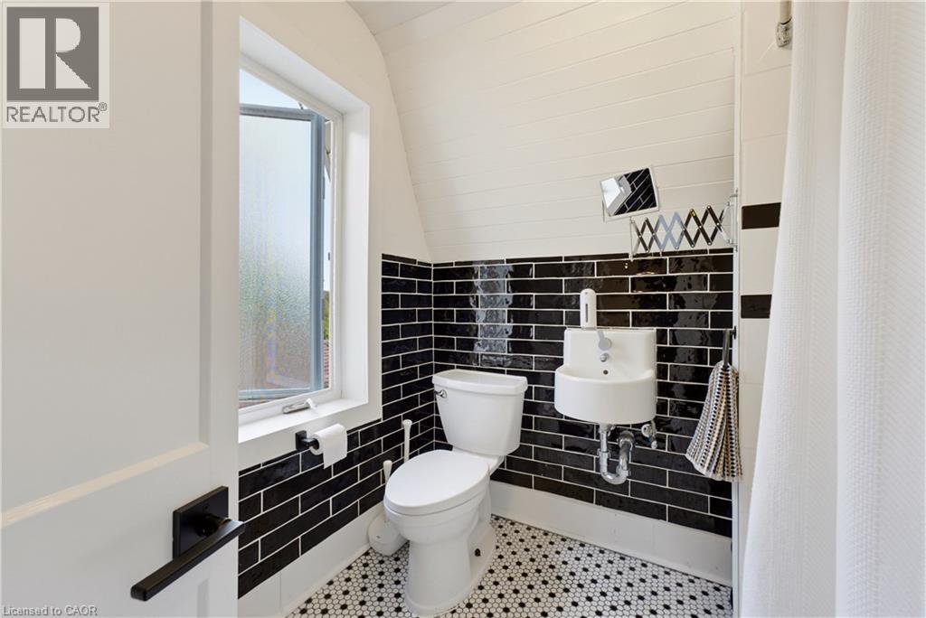 89 Allen Street W, Waterloo, Ontario  N2L 1E5 - Photo 25 - 40873024