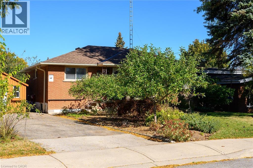 6 Sandringham Avenue, Hamilton, Ontario  L9C 2H4 - Photo 7 - 40872602