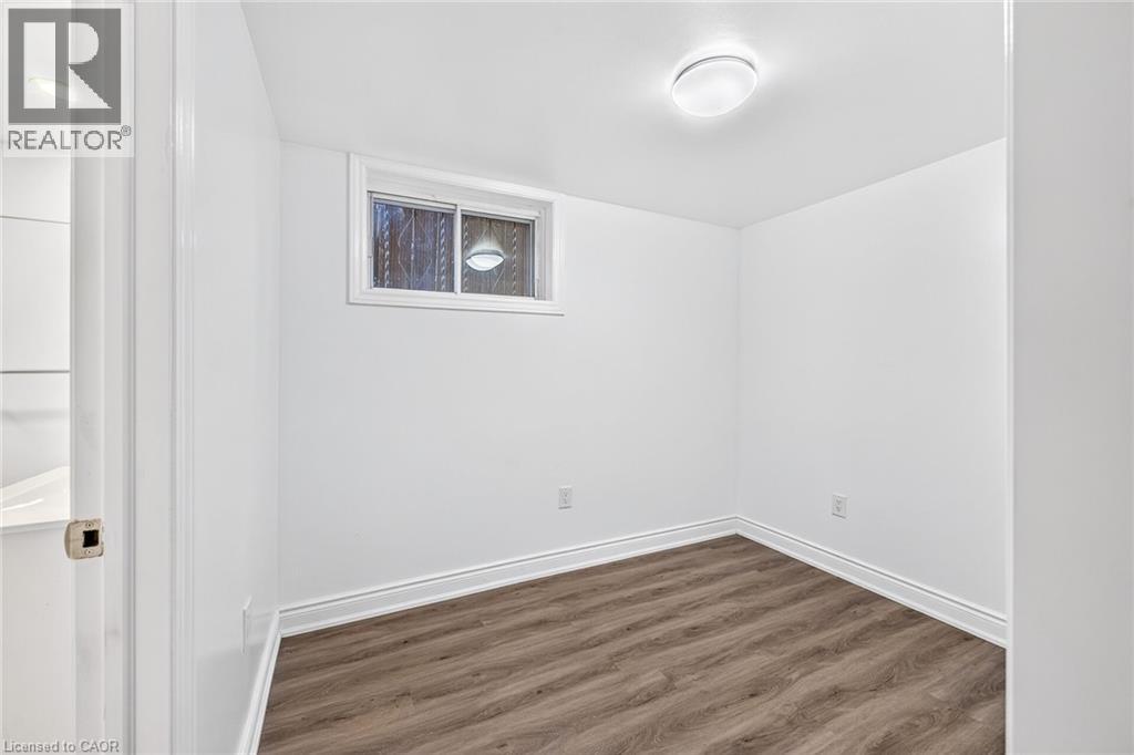6 Sandringham Avenue, Hamilton, Ontario  L9C 2H4 - Photo 36 - 40872602