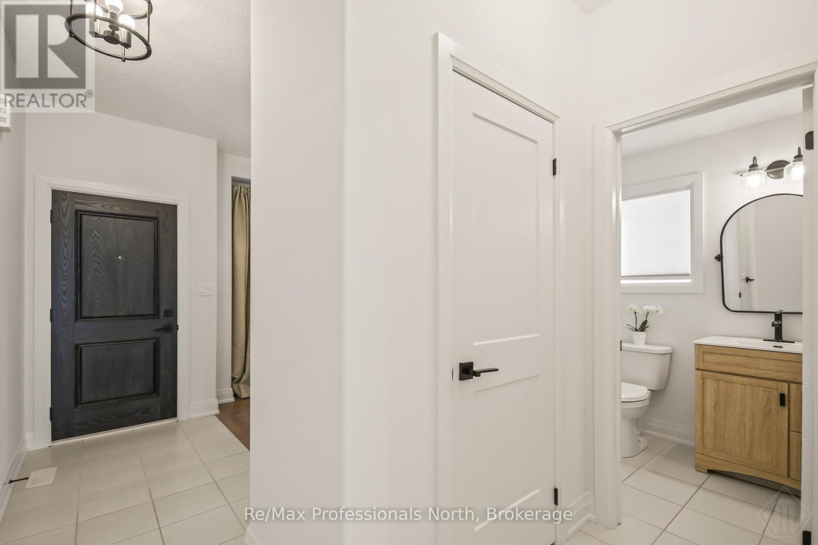 35 Woodstream Drive, Huntsville (Chaffey), Ontario  P1H 0B7 - Photo 4 - X14105340