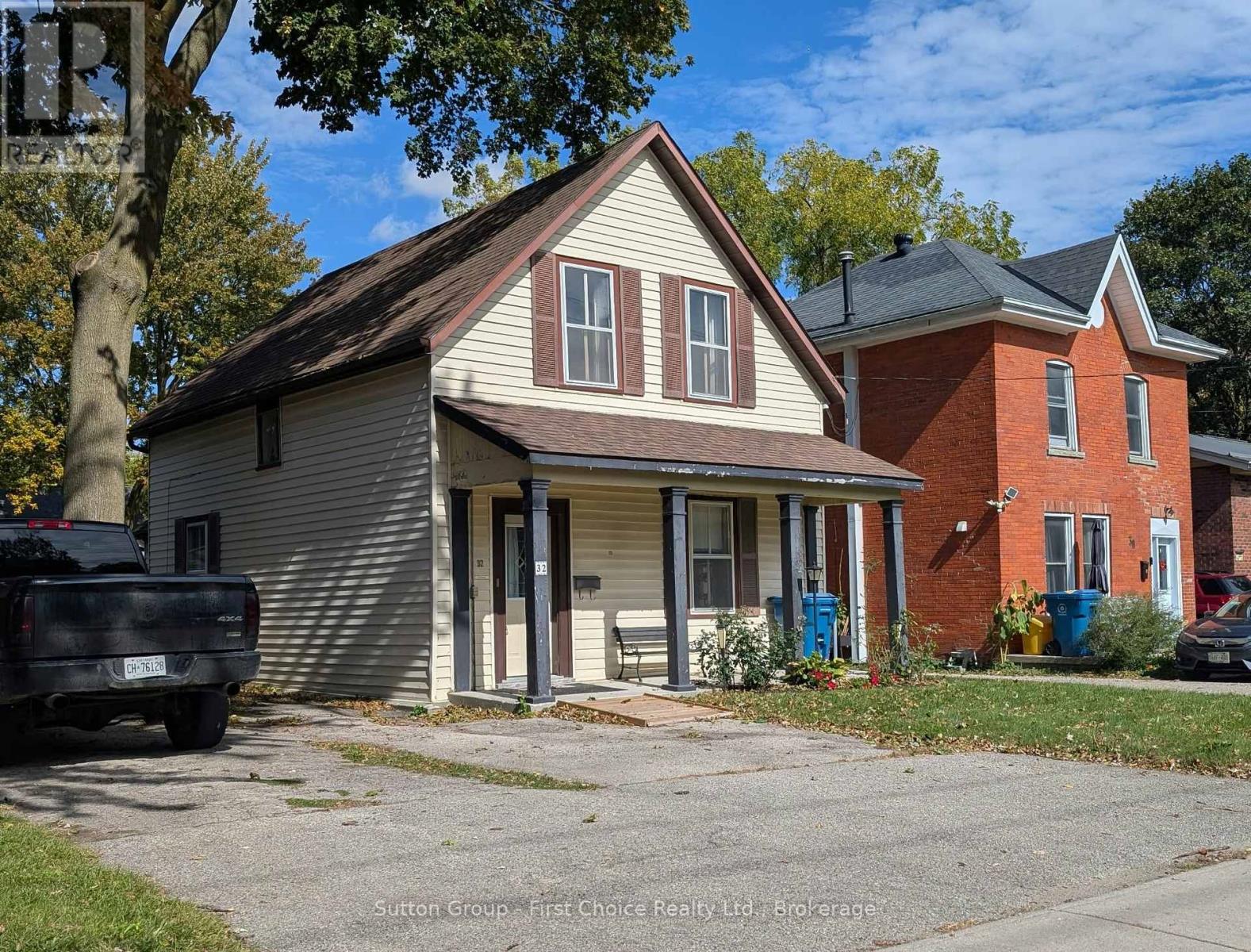 32 FALSTAFF STREET, stratford, Ontario
