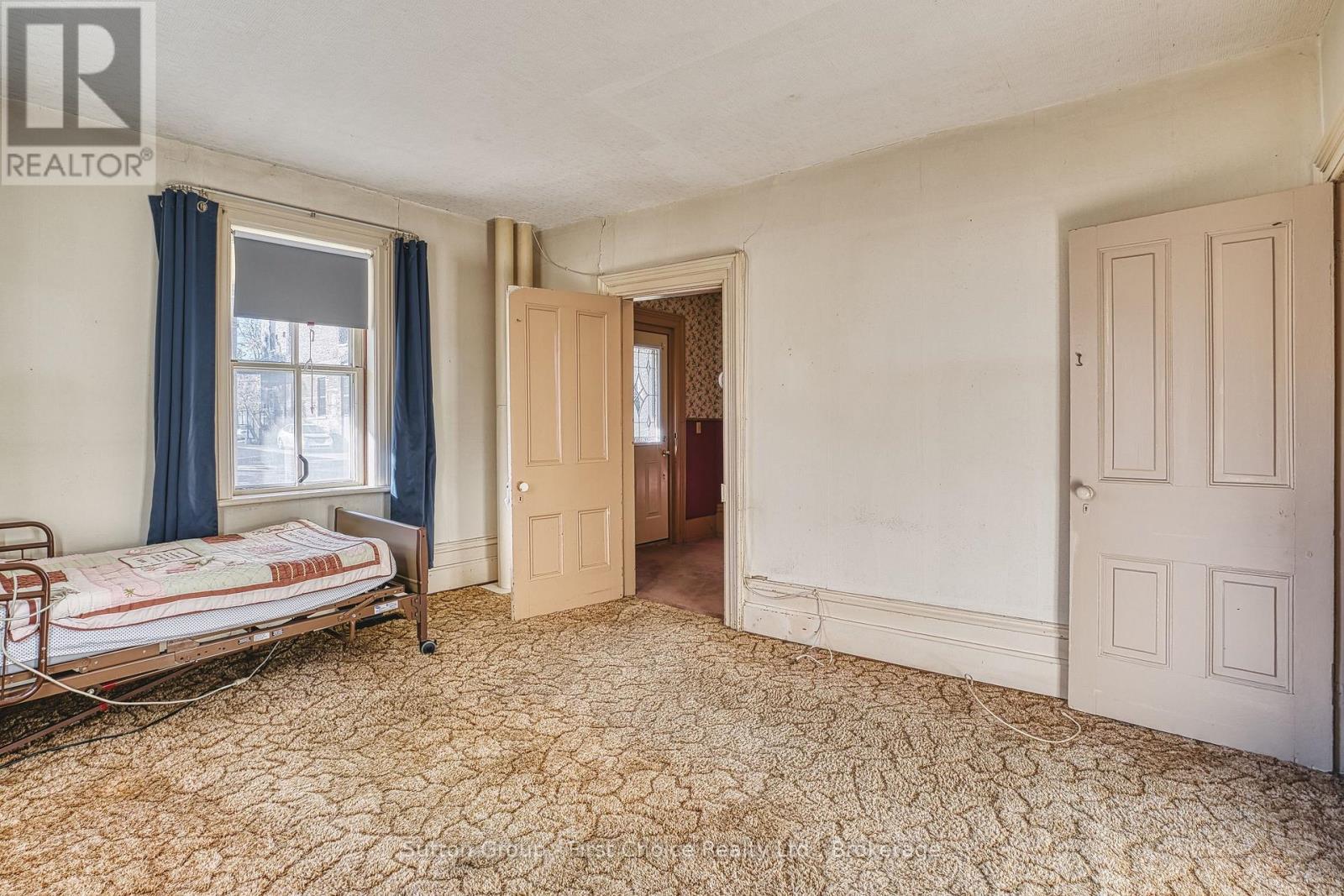 32 Falstaff Street, Stratford, Ontario  N5A 3T3 - Photo 11 - X14105356