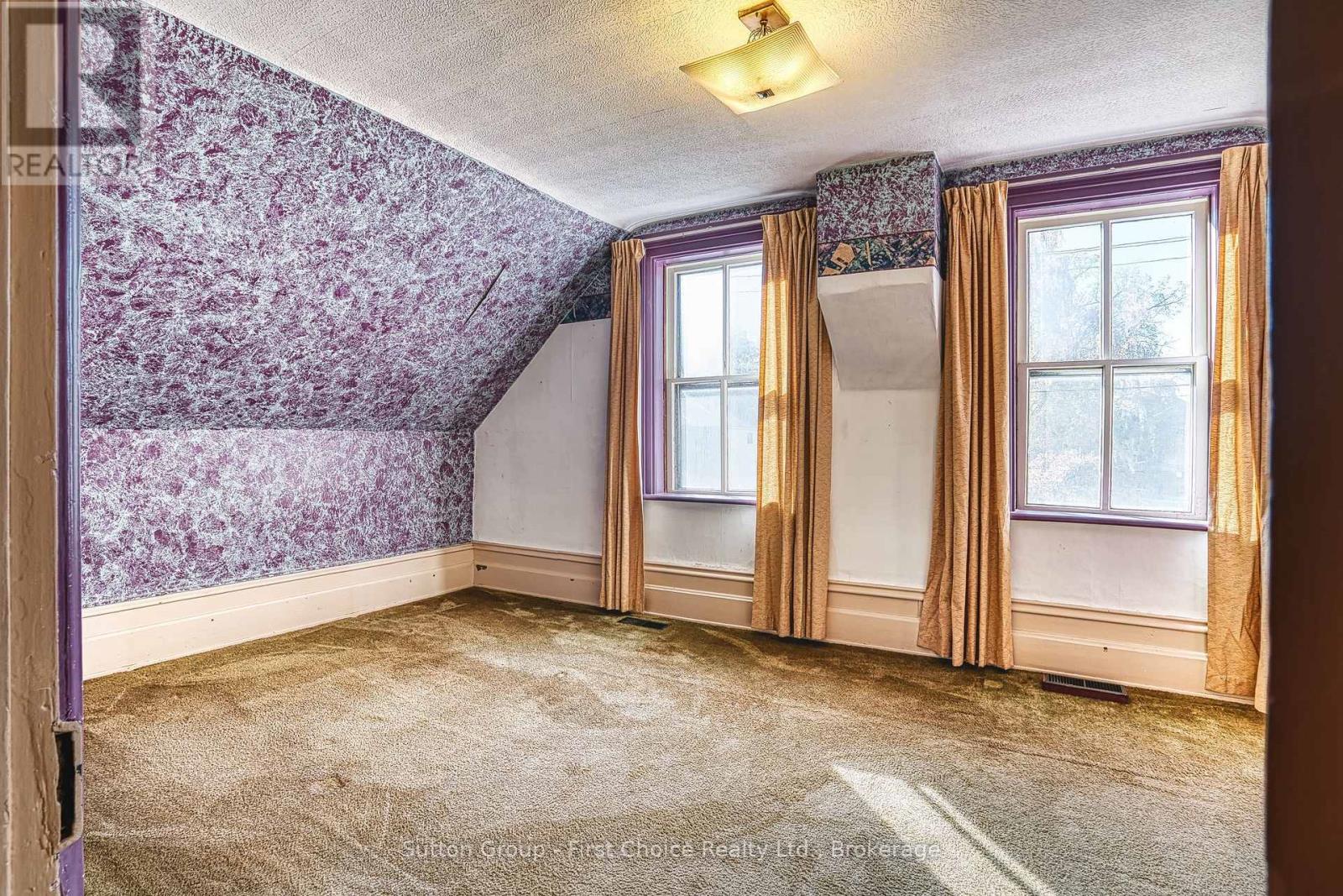32 Falstaff Street, Stratford, Ontario  N5A 3T3 - Photo 12 - X14105356