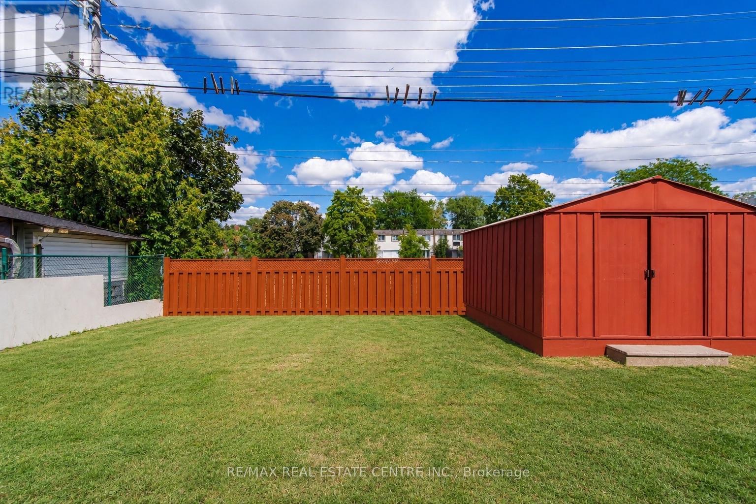 71 Sultan Pool Drive, Toronto, Ontario  M9V 4H5 - Photo 18 - W14104698