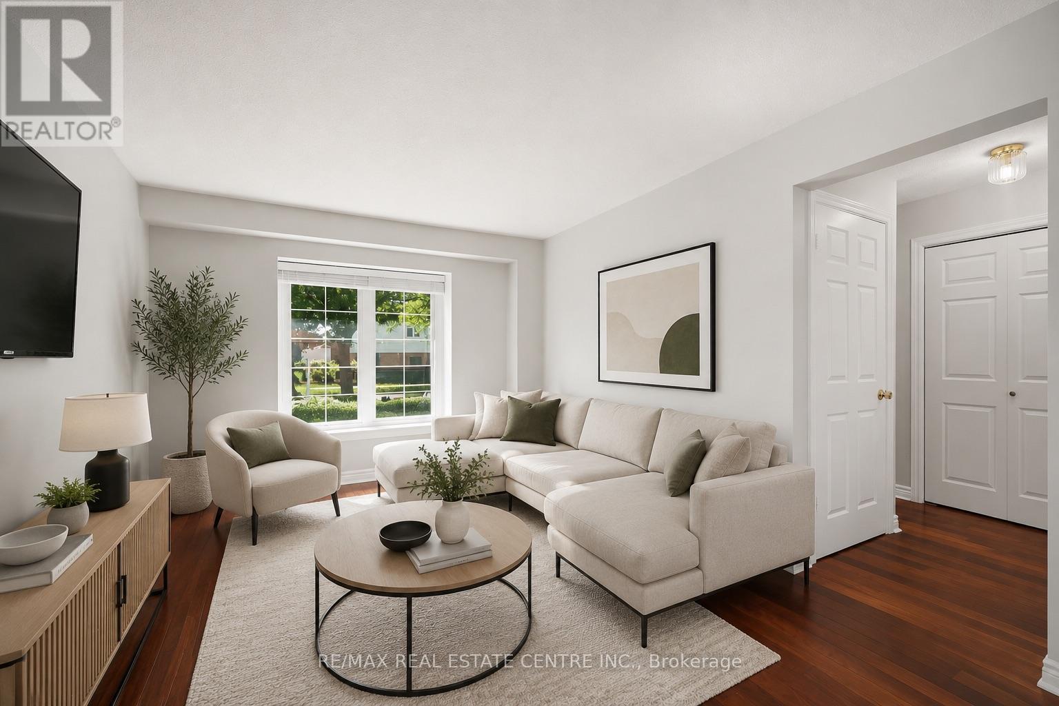 71 Sultan Pool Drive, Toronto, Ontario  M9V 4H5 - Photo 3 - W14104698