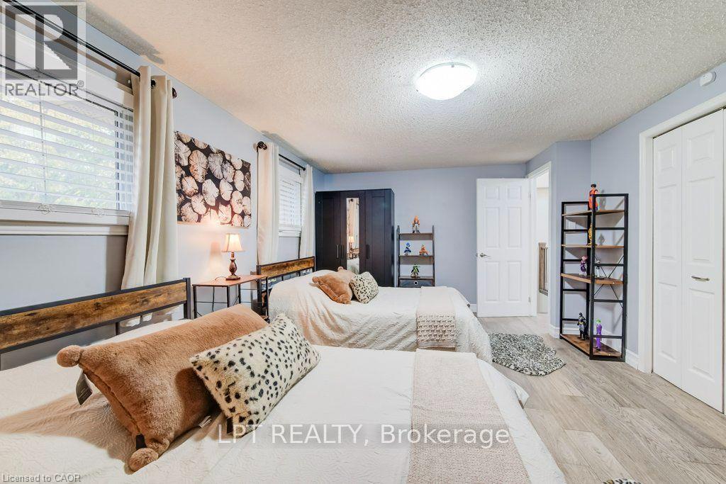 28 Bridlewood E Bridlewood Drive, Guelph, Ontario  N1G 4B2 - Photo 22 - 40873254