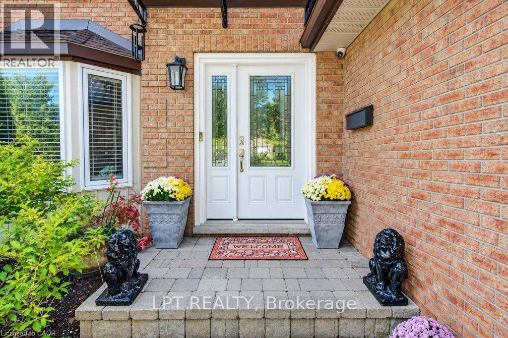 28 Bridlewood E Bridlewood Drive, Guelph, Ontario  N1G 4B2 - Photo 3 - 40873254