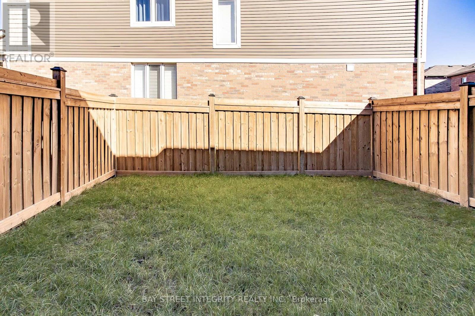 62 Lockyer Drive, Whitby, Ontario  L1P 0M2 - Photo 18 - E14105334