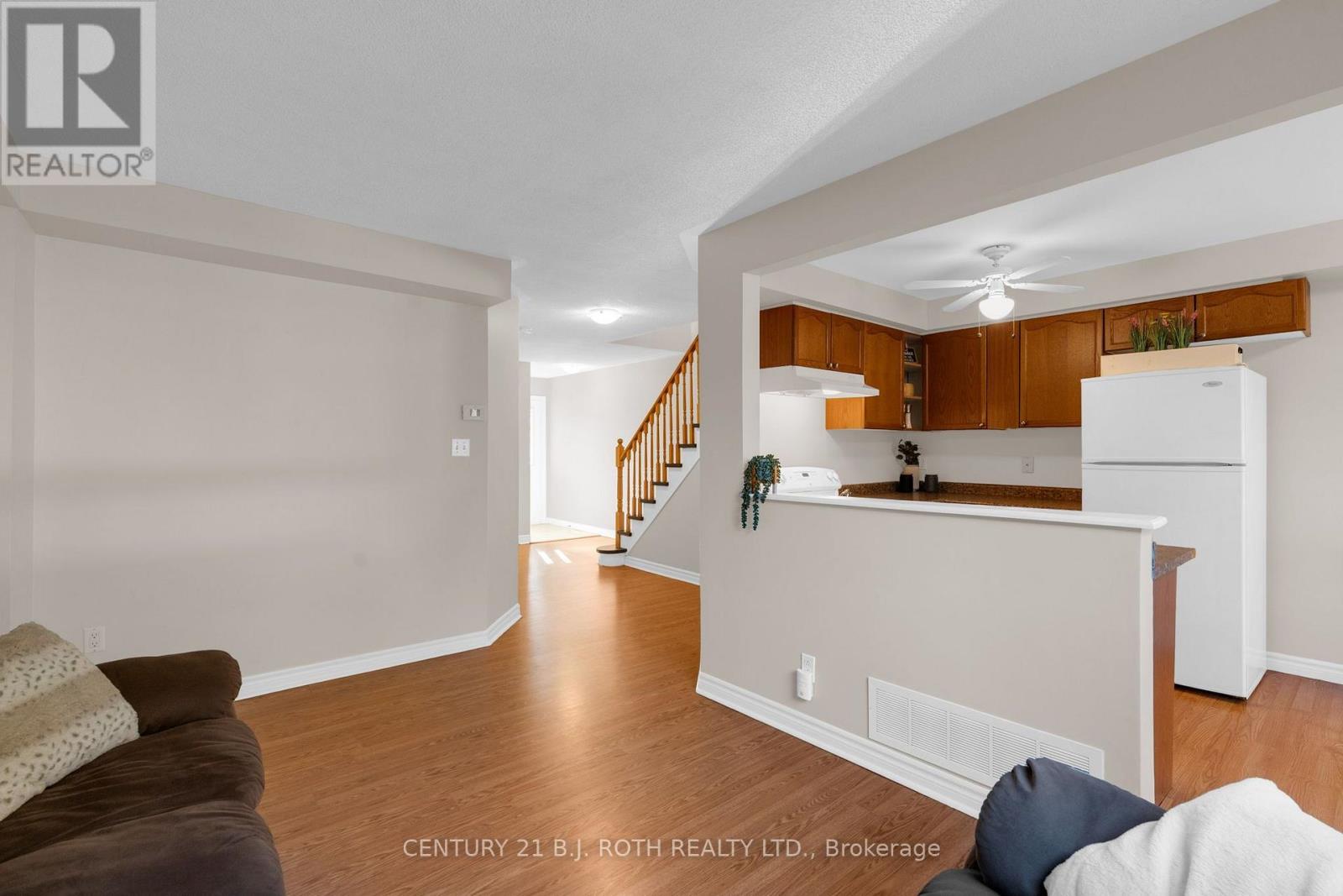 68 Brucker Road, Barrie, Ontario  L4N 8H9 - Photo 8 - S14105328