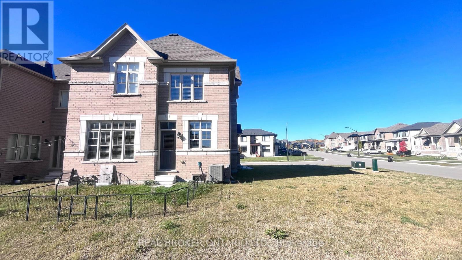 77 Federica Crescent, Wasaga Beach, Ontario  L9Z 0N5 - Photo 4 - S14105330