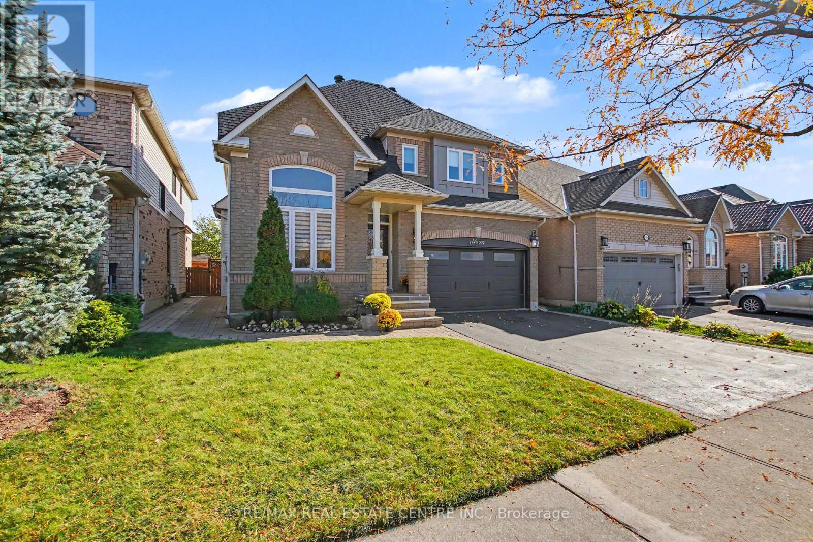 276 Sherwood Road, Milton, Ontario  L9T 7C3 - Photo 3 - W14105314