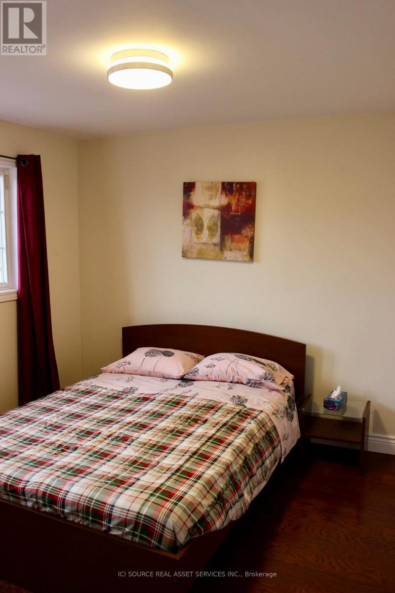 Upper - 5164 Palomar Crescent, Mississauga, Ontario  L5R 2W9 - Photo 13 - W14105380