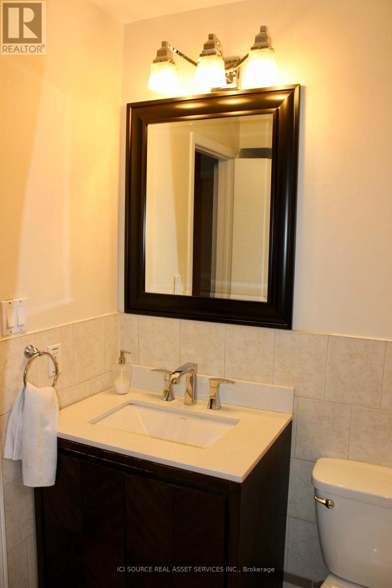 Upper - 5164 Palomar Crescent, Mississauga, Ontario  L5R 2W9 - Photo 5 - W14105380