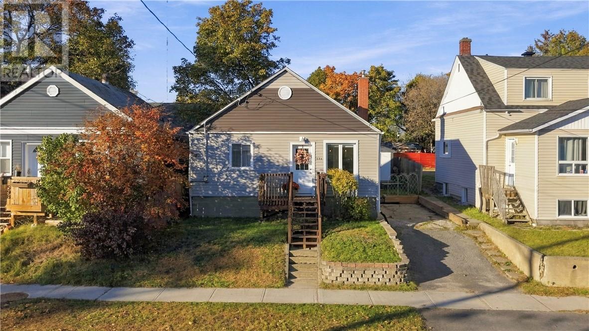 594 Spruce Street, Sudbury, Ontario  P3C 1P9 - Photo 3 - 2131025