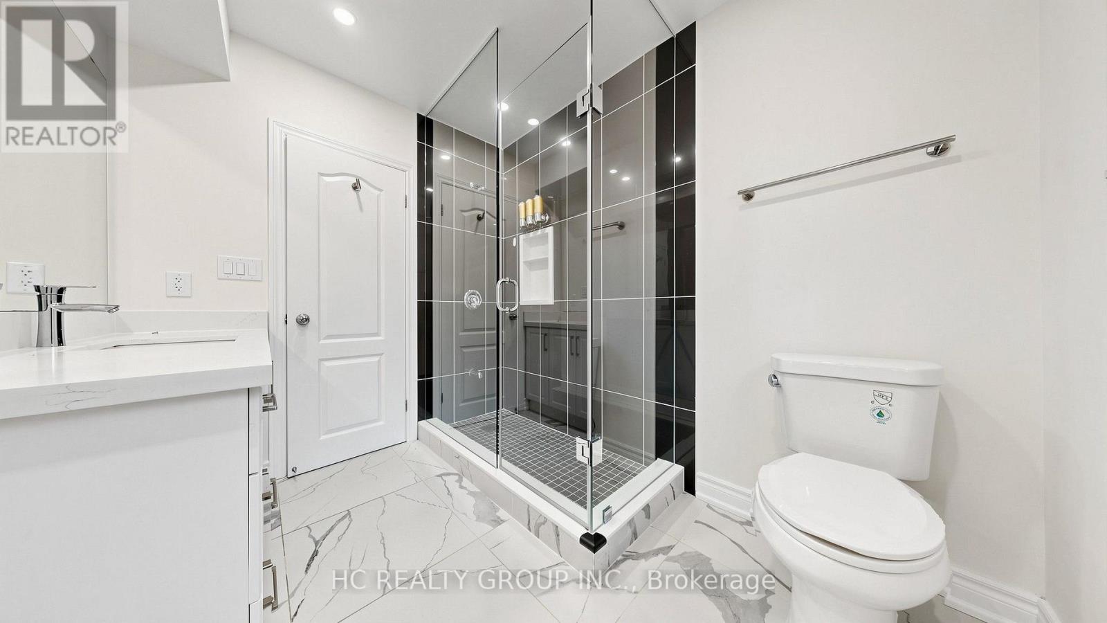 52 Dukinfield Crescent, Toronto, Ontario  M3A 2S1 - Photo 14 - C14105404