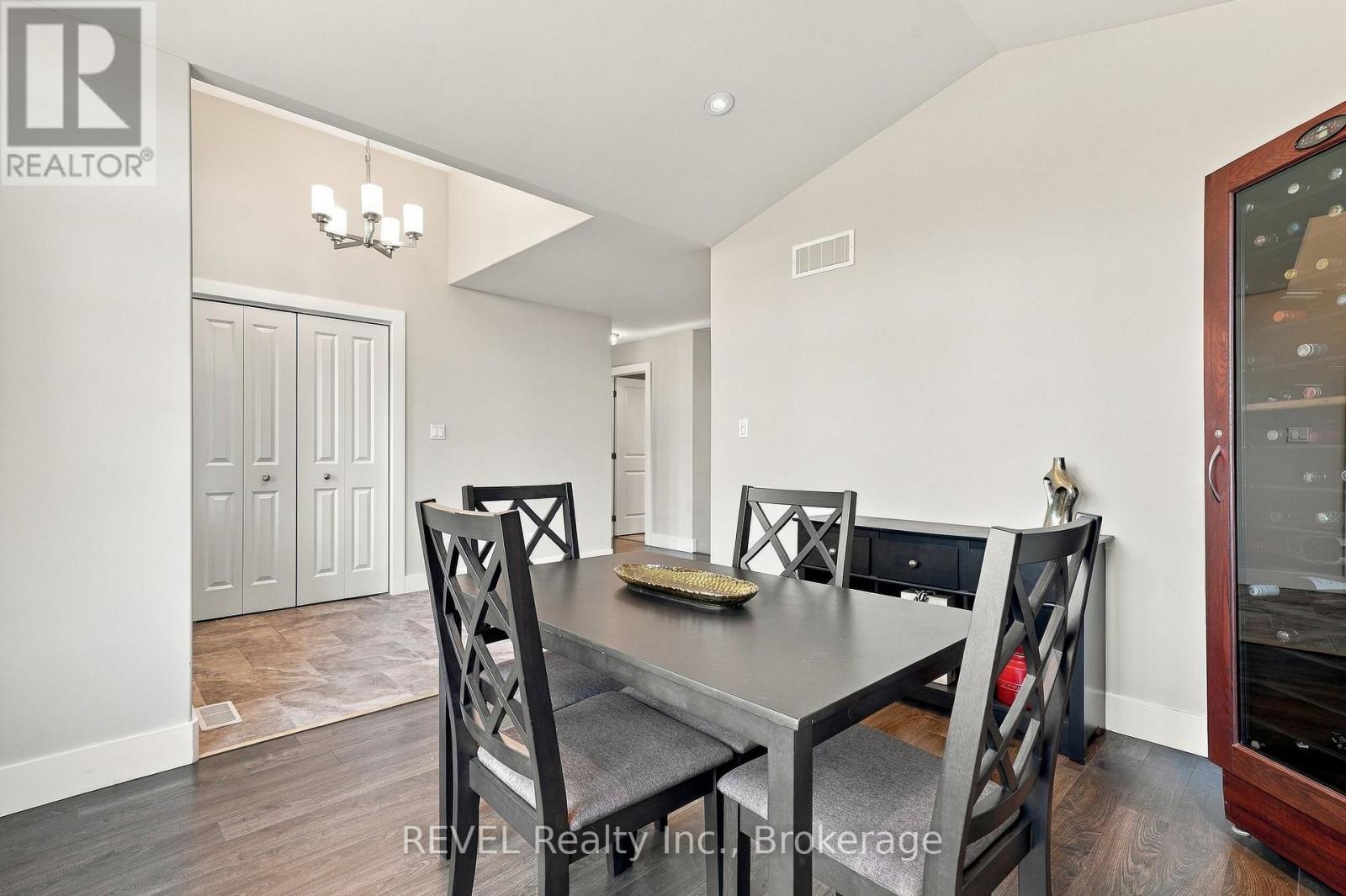 64 Sienna Avenue, Belleville, Ontario  K8P 0E5 - Photo 10 - X14105400