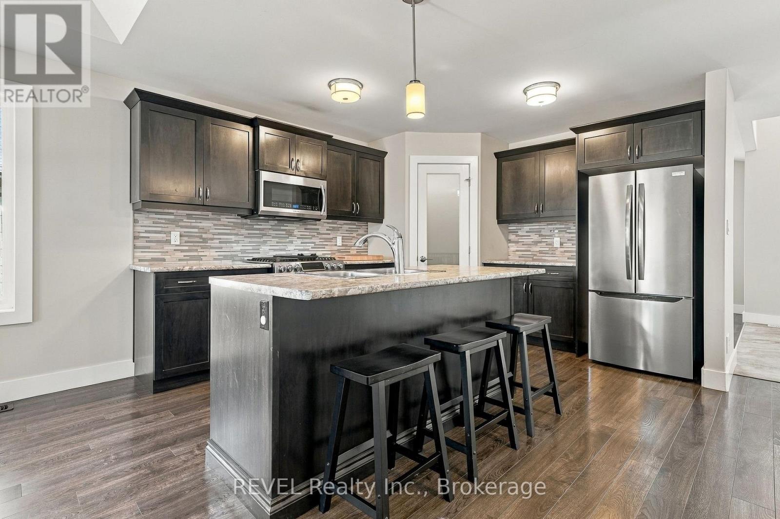 64 Sienna Avenue, Belleville, Ontario  K8P 0E5 - Photo 12 - X14105400