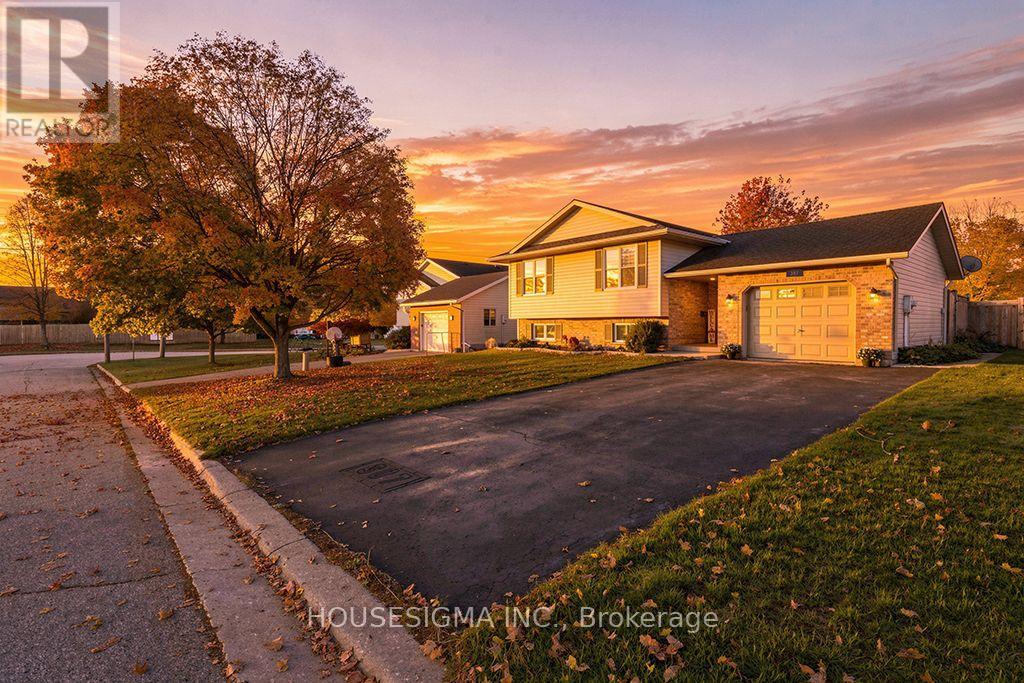 307 Jeremys Crescent, Wellington North, Ontario  N0G 2L3 - Photo 1 - X14105422