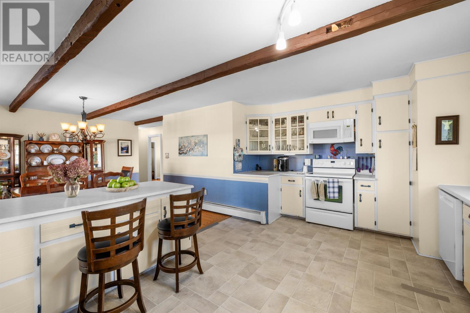 1 Upper Tea Hill Crescent, Stratford, Prince Edward Island  C1B 2T9 - Photo 10 - 202626387