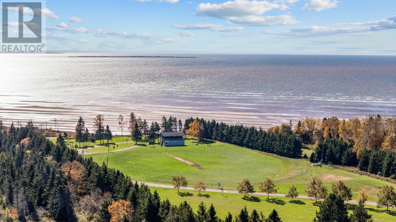 1 Upper Tea Hill Crescent, Stratford, Prince Edward Island  C1B 2T9 - Photo 7 - 202626387