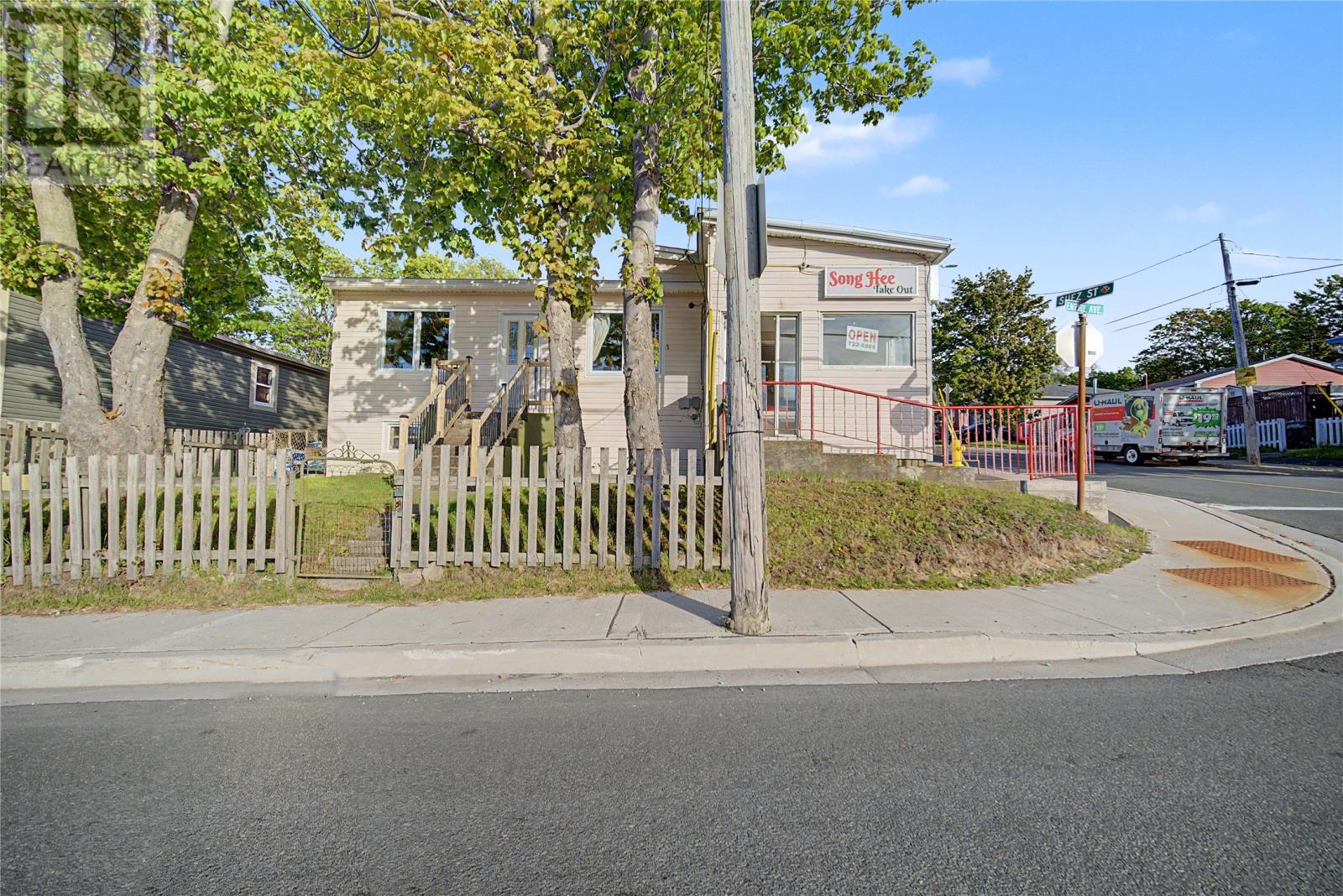 209 Empire Avenue, St. John's — photo 2