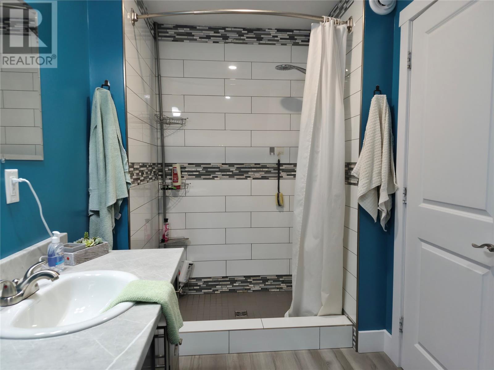 898 Oceanview Drive, Cape St George — photo 19