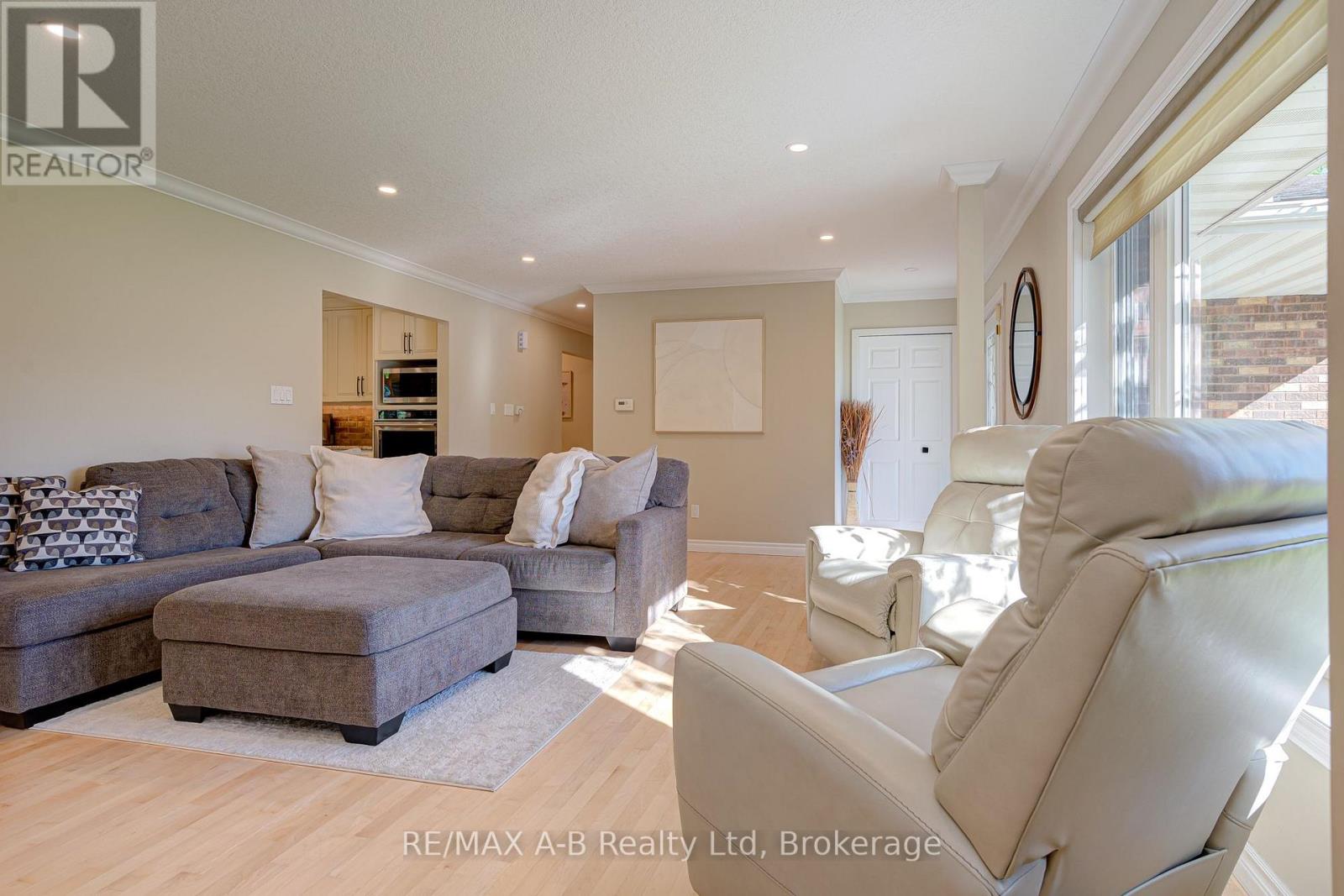 2256 Webster Street, Perth East (Shakespeare), Ontario  N0B 2P0 - Photo 12 - X14105446