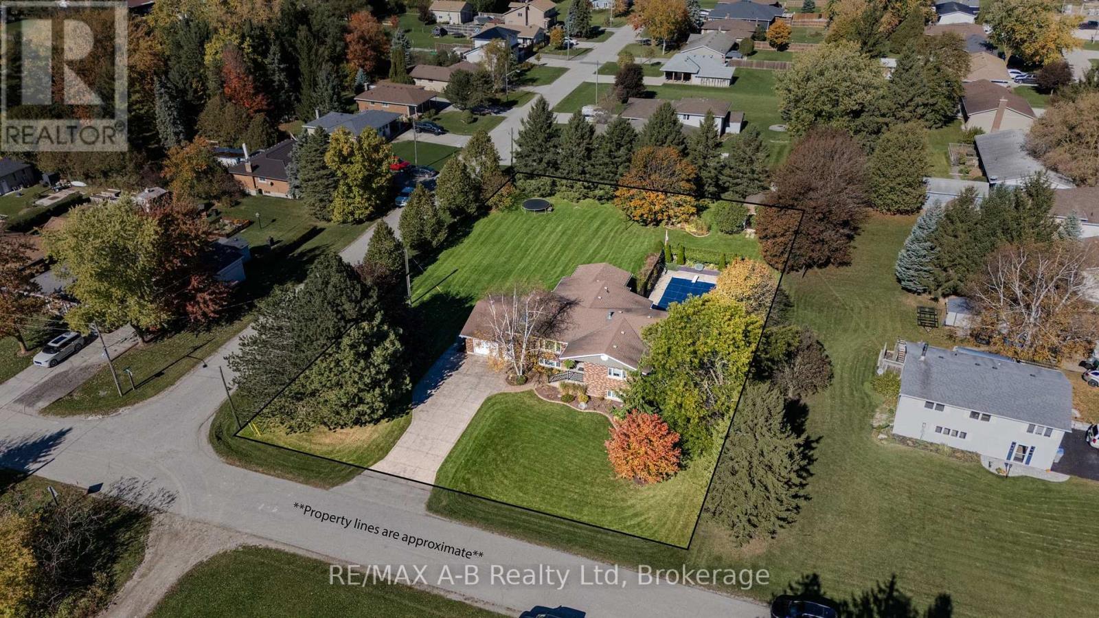2256 Webster Street, Perth East (Shakespeare), Ontario  N0B 2P0 - Photo 3 - X14105446