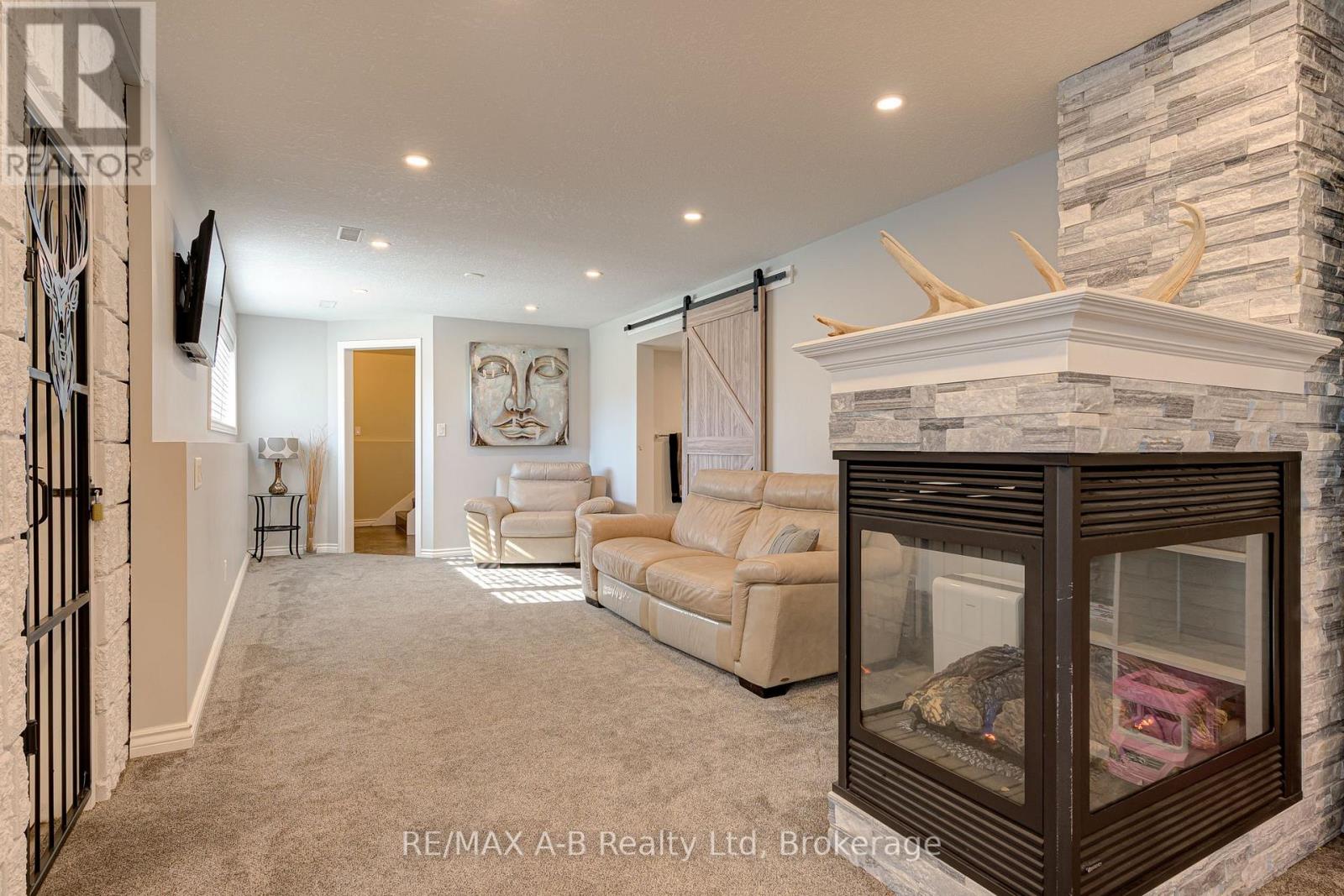 2256 Webster Street, Perth East (Shakespeare), Ontario  N0B 2P0 - Photo 33 - X14105446