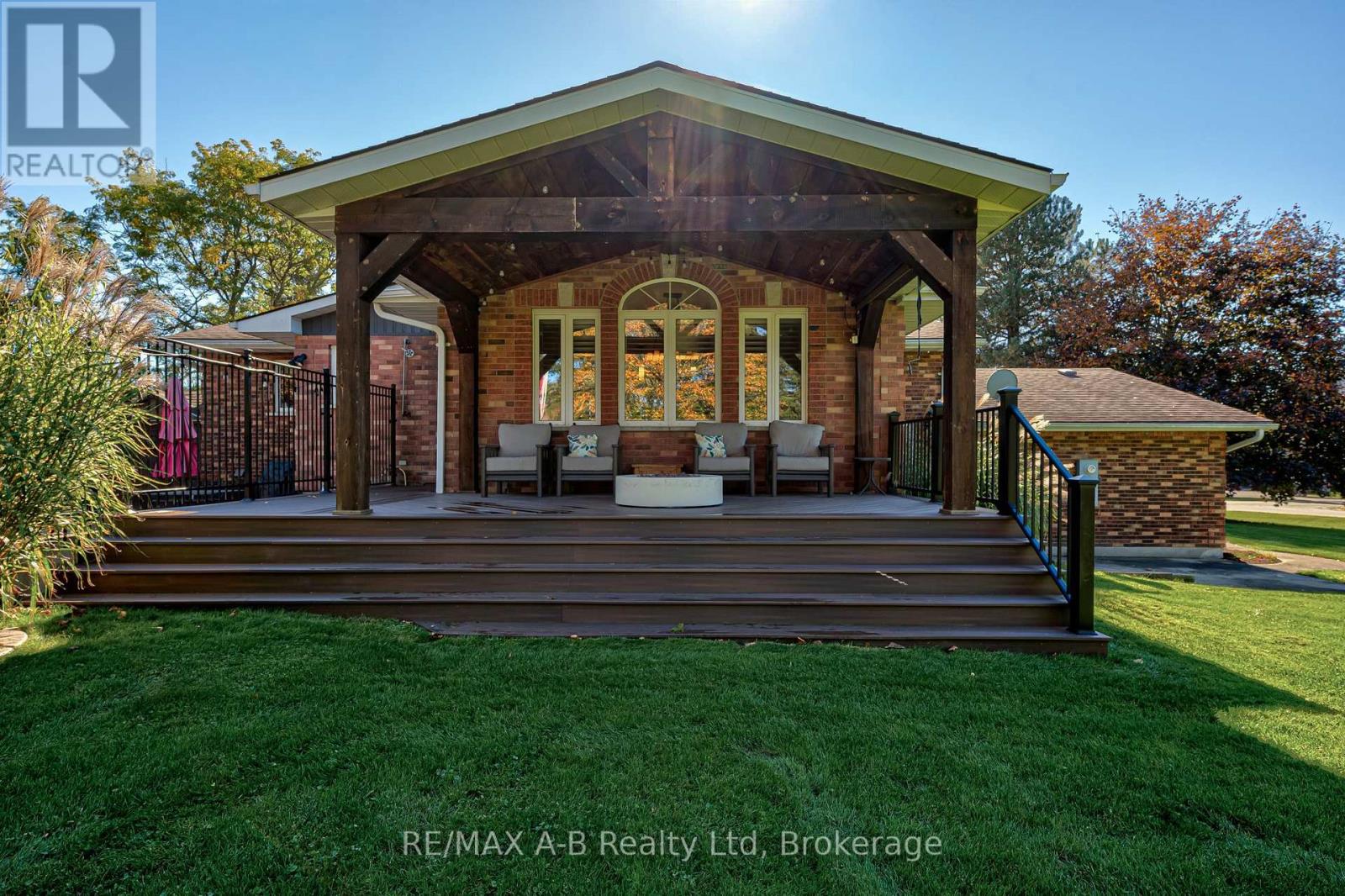 2256 Webster Street, Perth East (Shakespeare), Ontario  N0B 2P0 - Photo 42 - X14105446