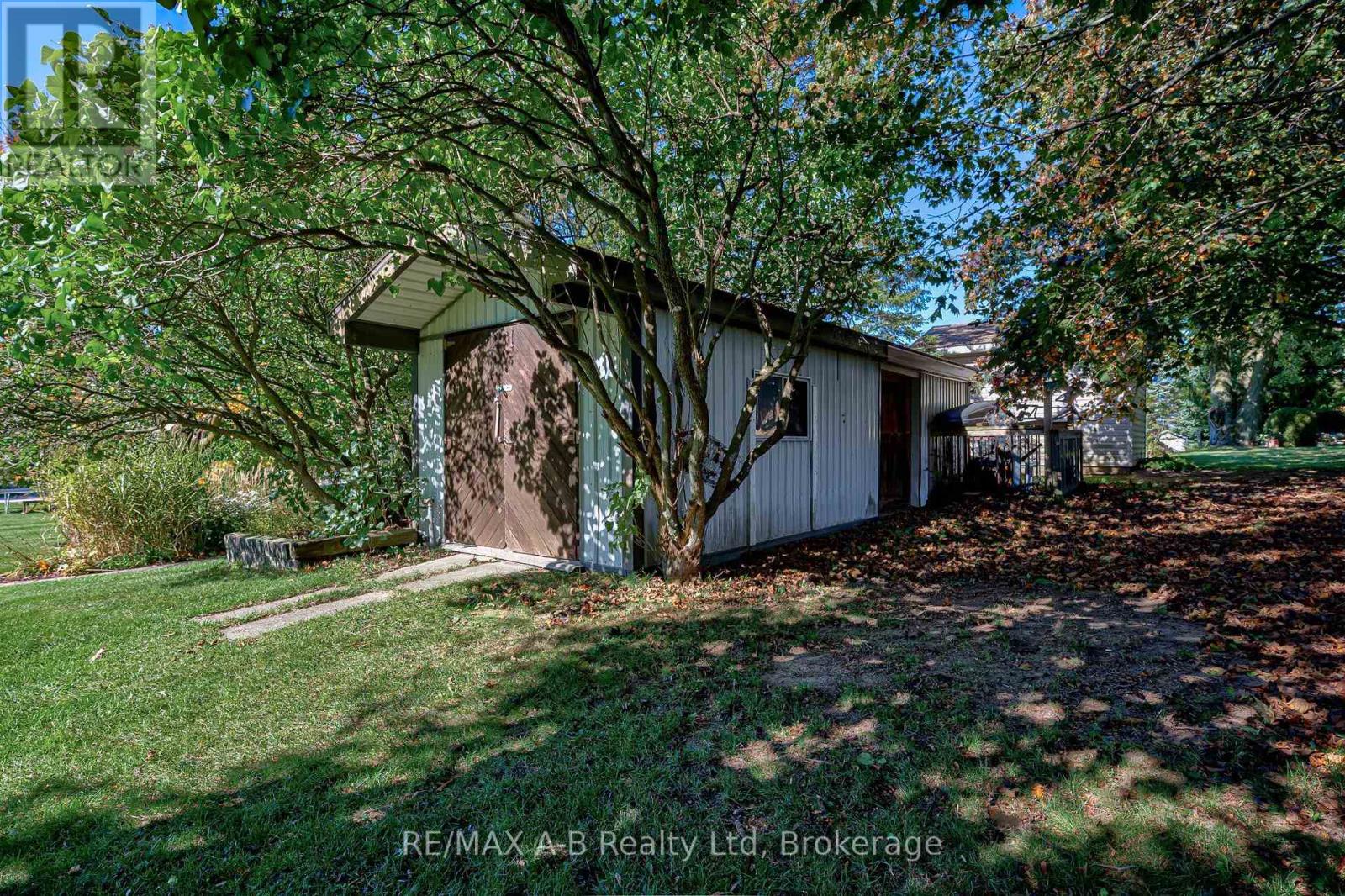 2256 Webster Street, Perth East (Shakespeare), Ontario  N0B 2P0 - Photo 49 - X14105446