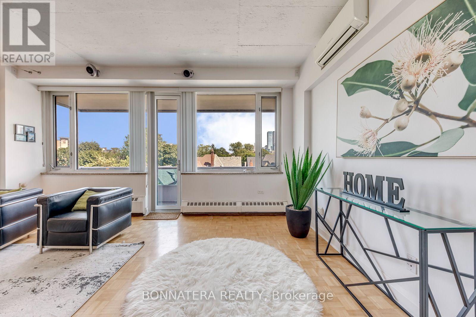 402 - 74 Spadina Road, Toronto, Ontario  M5R 2T5 - Photo 17 - C14105444