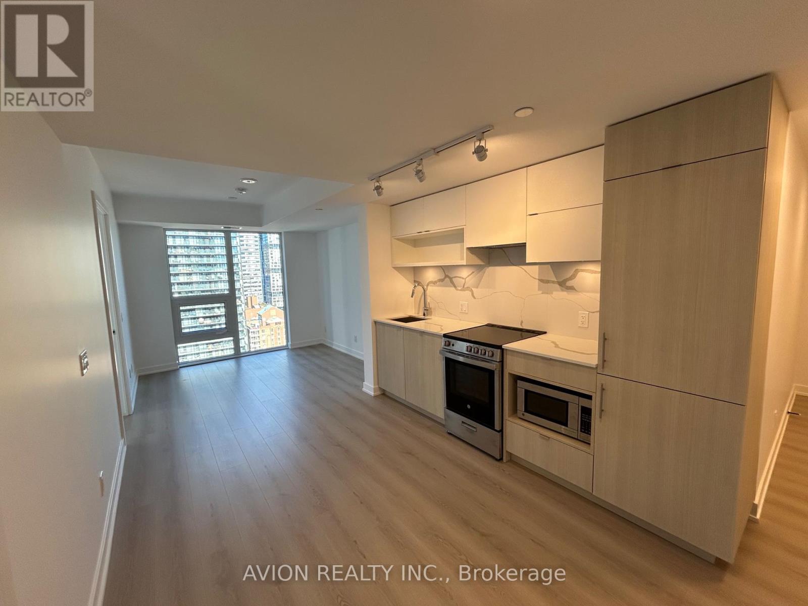 2215 - 100 QUEEN STREET E, Toronto, Ontario