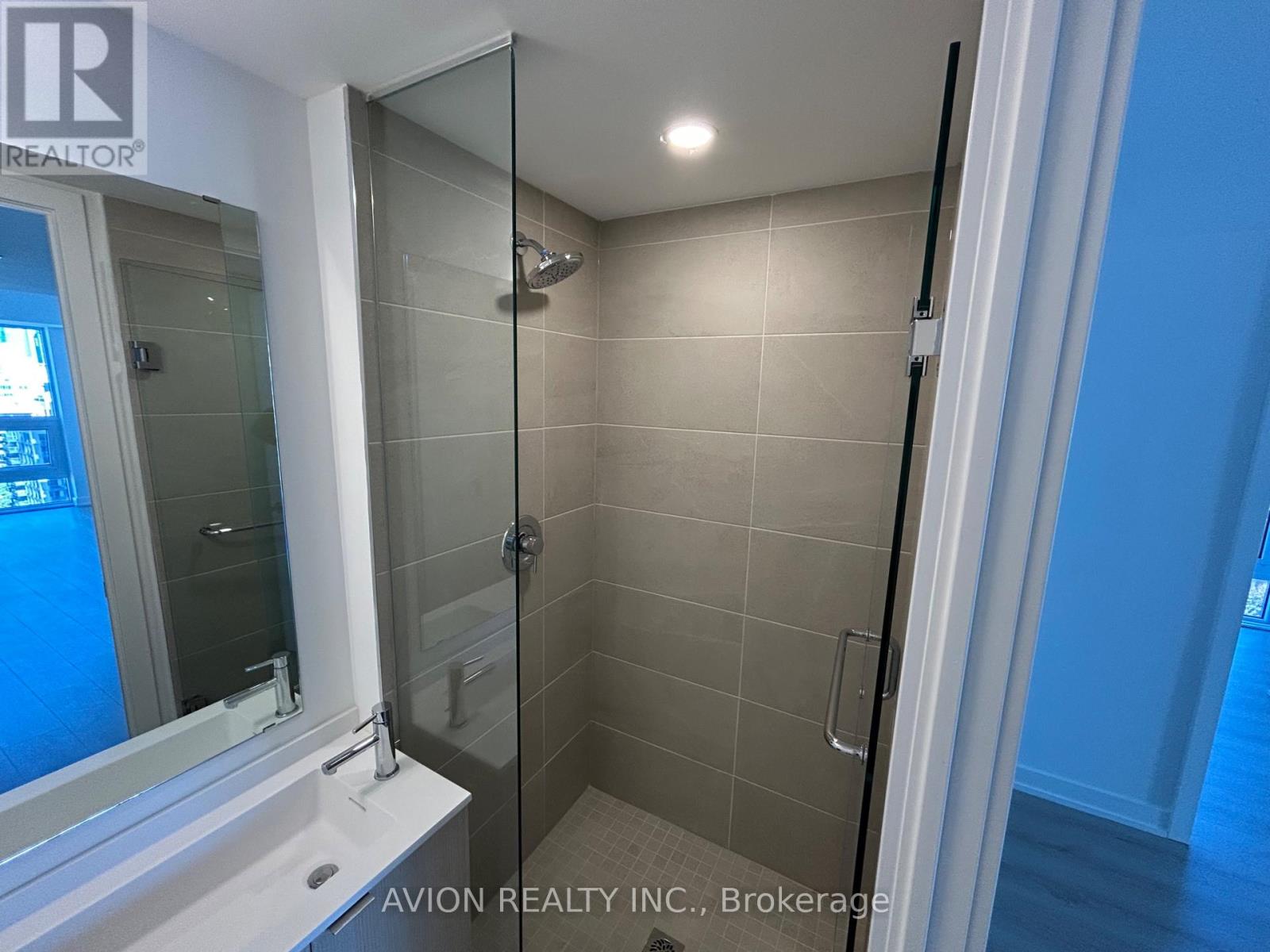 2215 - 100 Queen Street E, Toronto, Ontario  M5C 0B5 - Photo 7 - C14105448