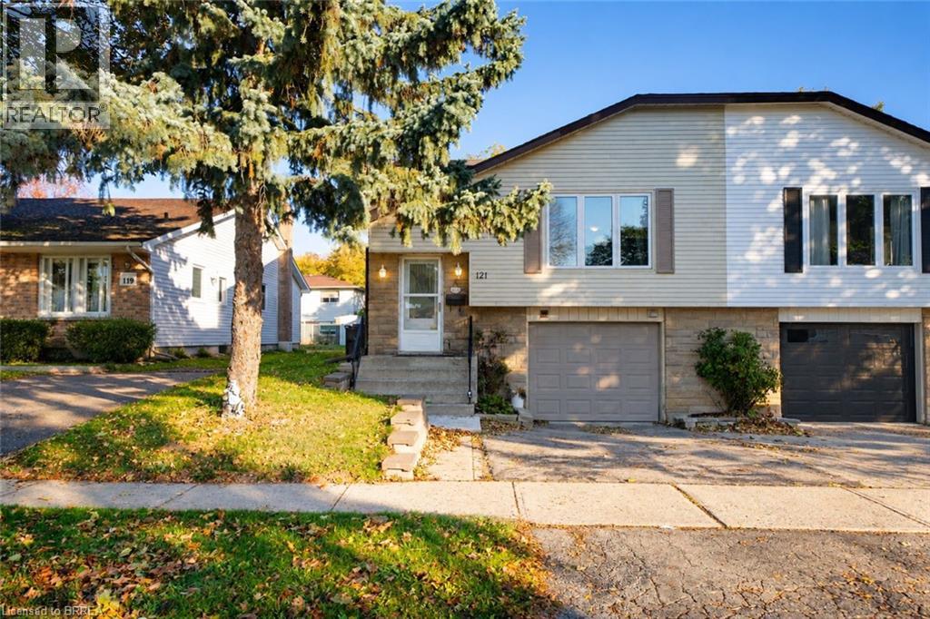 121 ASHGROVE Avenue, Brantford, Ontario