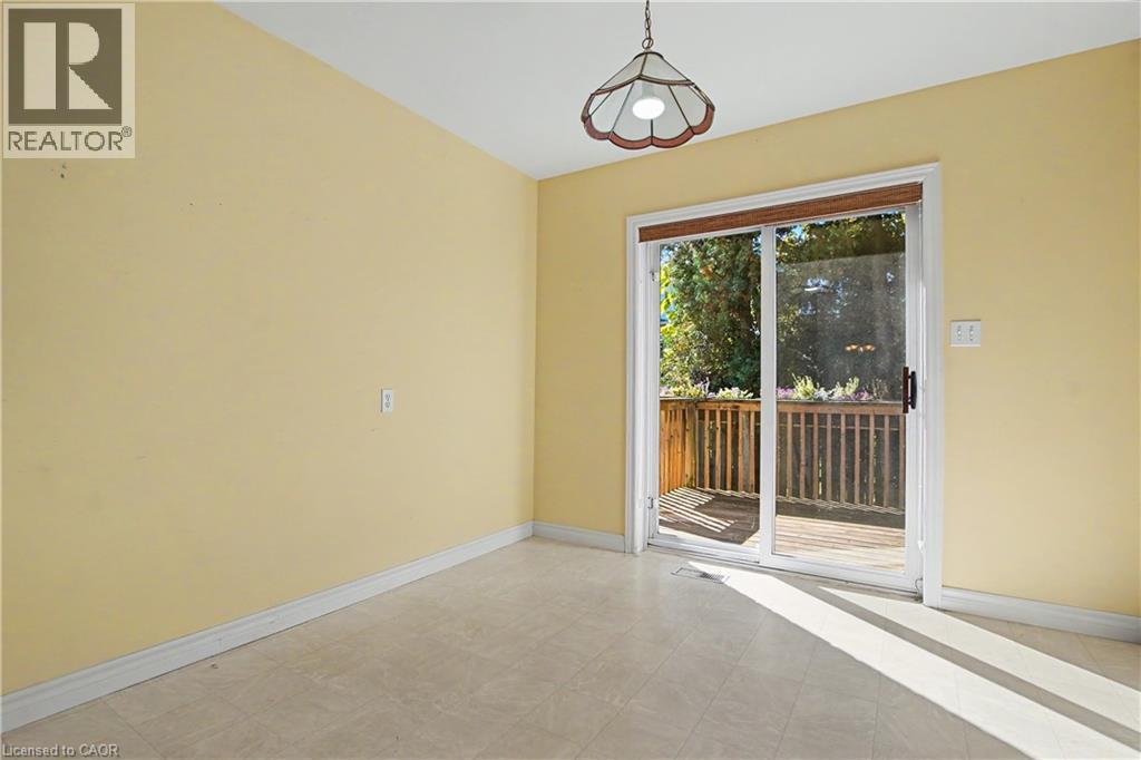 47 Main St N Street Unit# 14, Waterdown, Ontario  L9H 2P7 - Photo 11 - 40873234