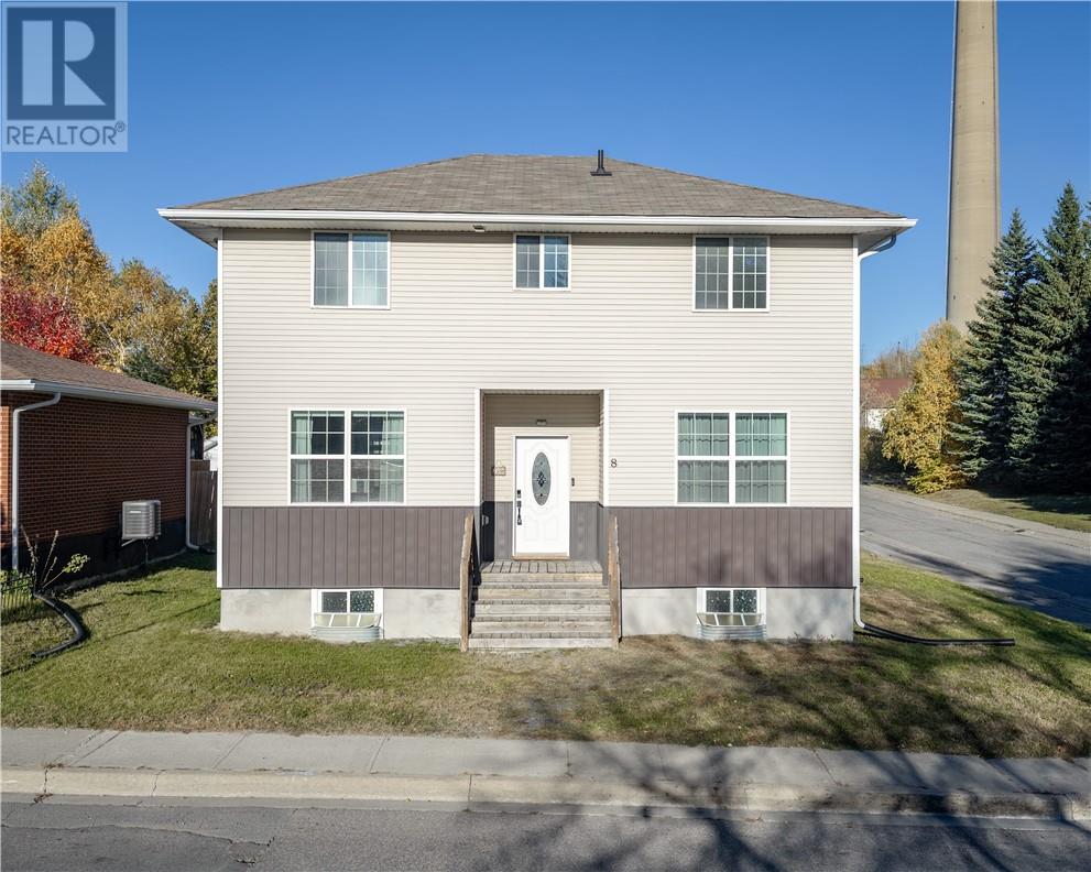 8 Rink, Copper Cliff, Ontario