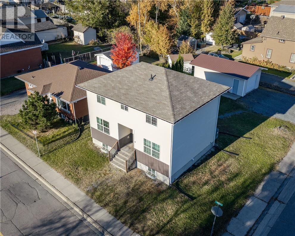 8 Rink, Copper Cliff, Ontario  P0M 1N0 - Photo 33 - 2131048