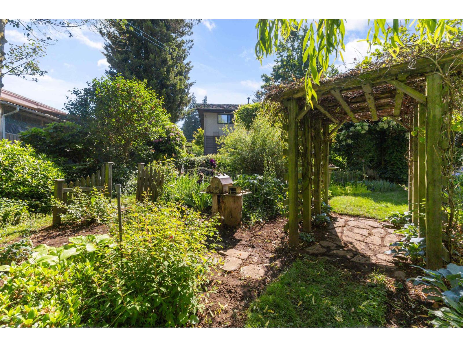2475 Sugarpine Street, Abbotsford, British Columbia  V2T 3M7 - Photo 13 - R3170225