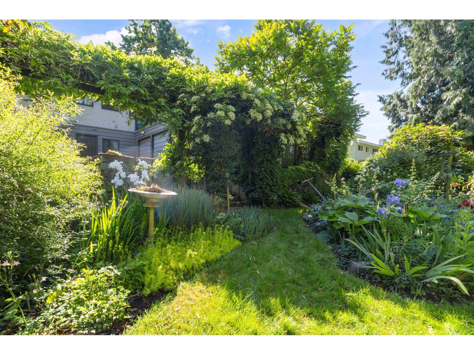 2475 Sugarpine Street, Abbotsford, British Columbia  V2T 3M7 - Photo 12 - R3170225